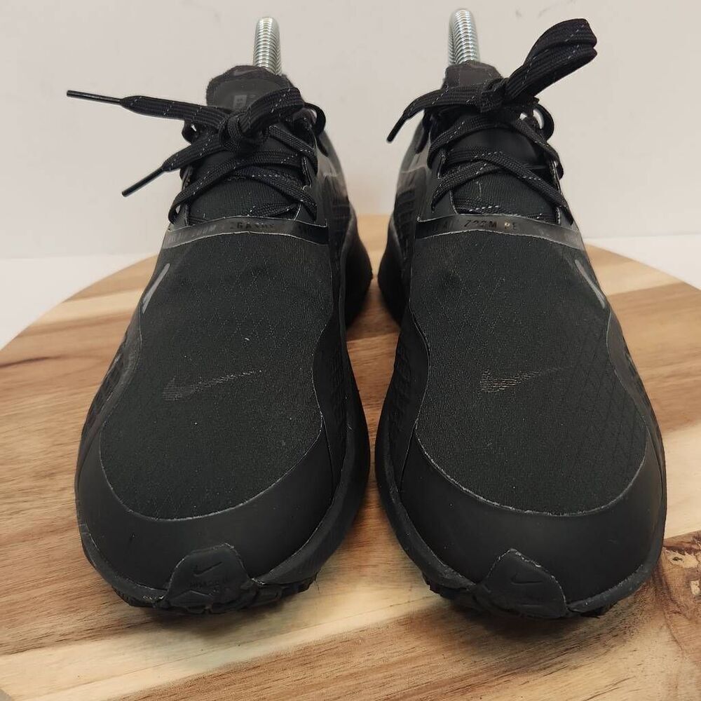 Nike Zoom Pegasus 37 Shield Running shoes Women's Size 7 Black - Picture 2 of 12